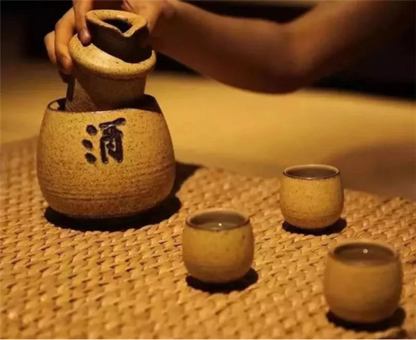 月下一杯酒，萬事盡浮休。65.jpg